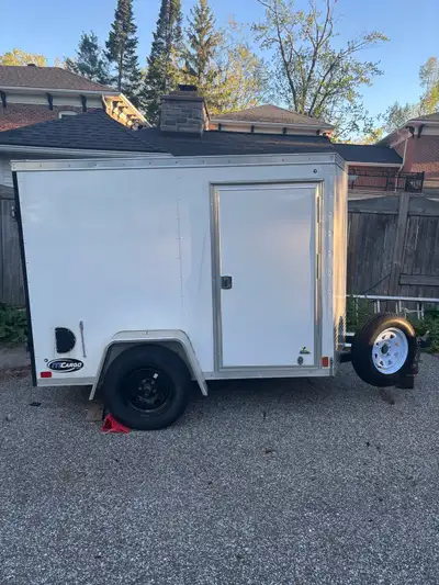 5x8 enclosed utility trailer. Bought brand new in July 2023. Undercoated when we got it home. Nice,...