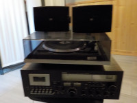 York system stereo avec table tournante et yamaha speakers