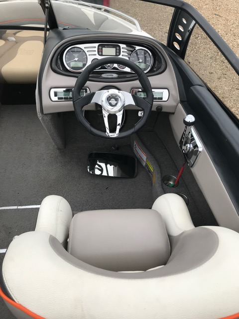 2008 Malibu Wakesetter VTX in Powerboats & Motorboats in Red Deer - Image 11