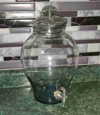 Glass made water vessel 