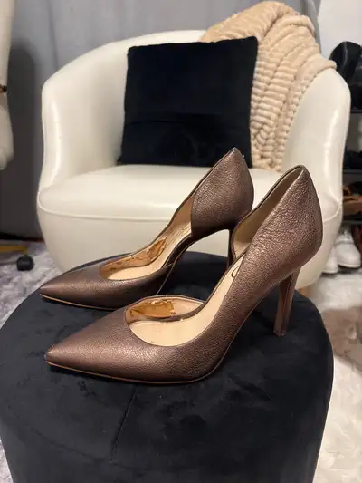 bronze heels Jessica Simpson size 8, View more