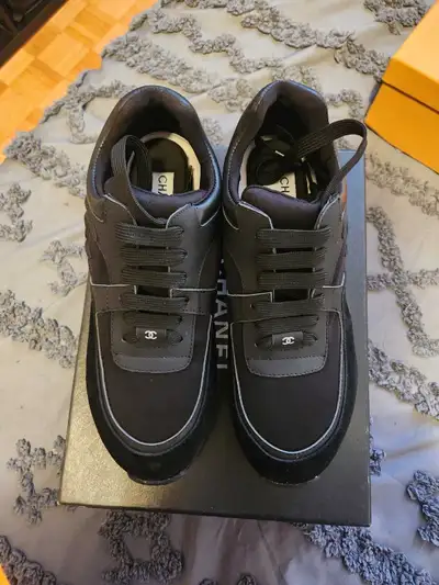 DESIGNER SHOES LV CC, View more