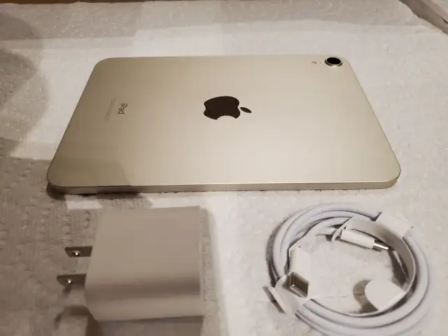 iPad mini 6 256GB or 64GB starlight - Never used! No Box in iPads & Tablets in City of Toronto - Image 5