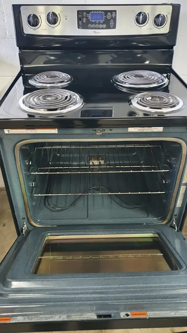—Electric Stove “WHIRLPOOL” 30 inch (many futures)  in Stoves, Ovens & Ranges in Barrie - Image 3