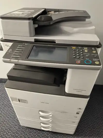 Not working properly, makes sound when printing
