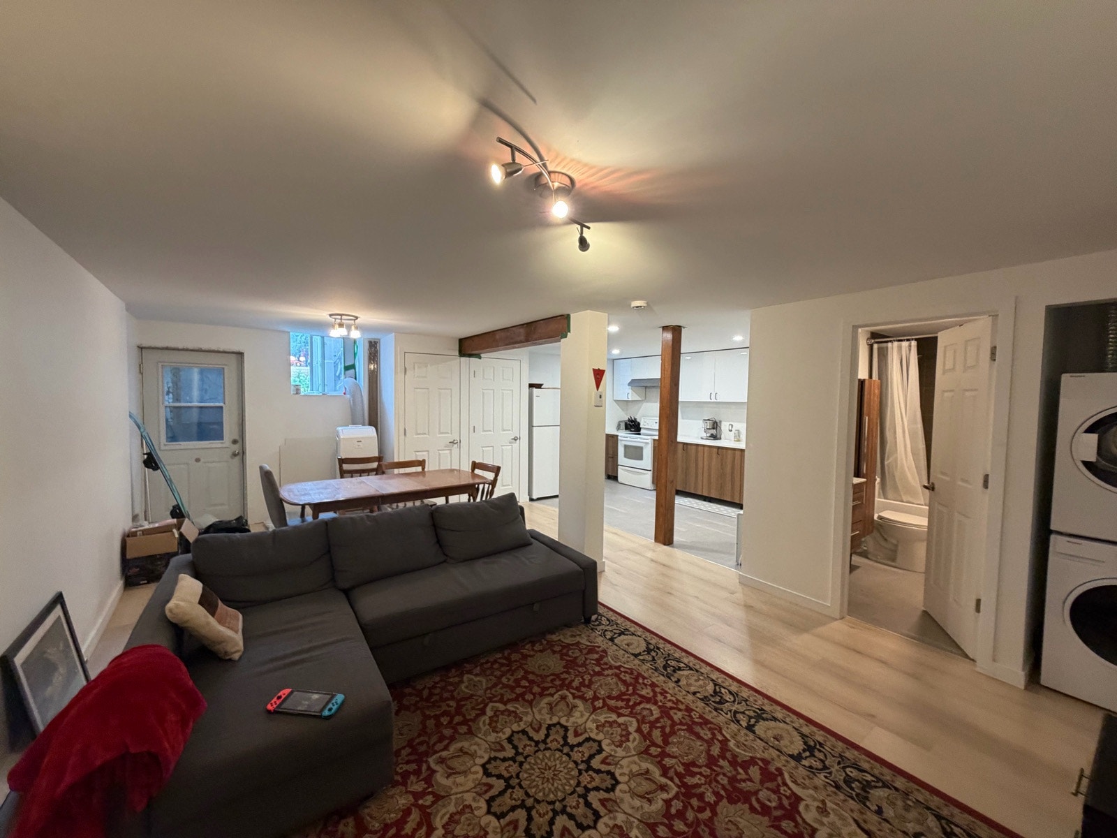 5472 Av. 1re — photo 1