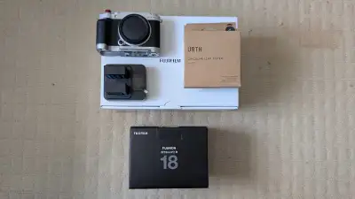 【Fujifilm】X-M5 & XF18mm F2.0, View more