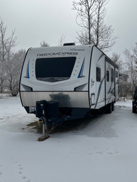 2020 Coachman Freedom Express 320BHDS