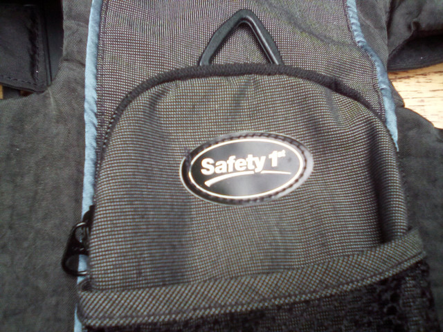 Porte bébé Safety 1st Baby carrier dans Poussettes, porte-bébés et sièges d'auto  à Laval/Rive Nord - Image 4