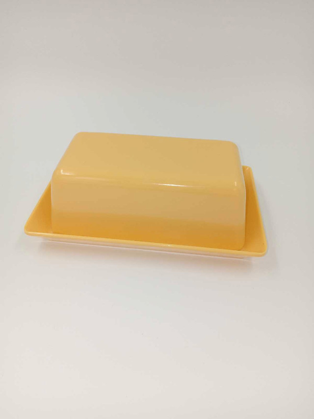 Melamine Ware vintage butter dish in Kitchen & Dining Wares in St. Catharines - Image 4