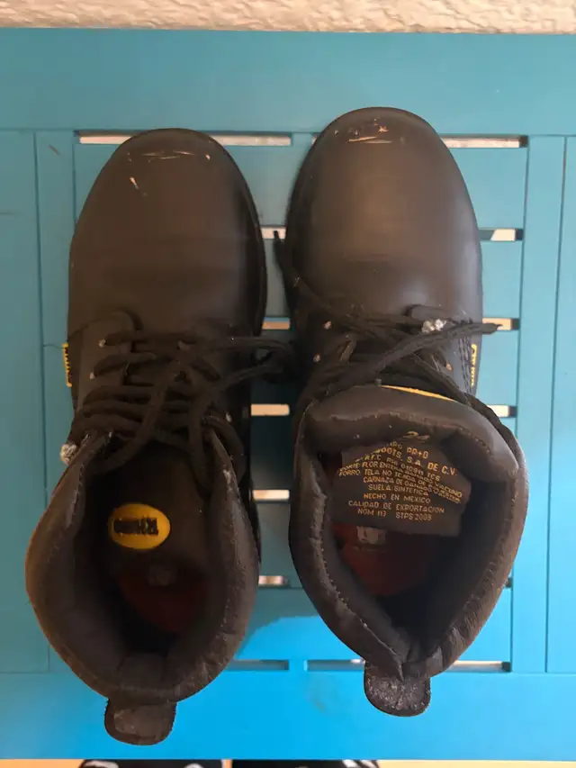 Women Safety Boots #7 in Men's Shoes in City of Montréal - Image 3