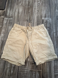 Men’s Large Gap Shorts
