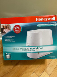 Honeywell Cool Moisture Humidifier 