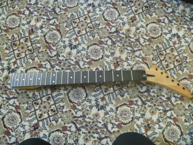 Manches Guitare Guitar necks Fender Kramer Ibanez in Guitars in Thetford Mines - Image 2