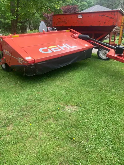 Gehl discbine, 540 PTO, very nice condition, field ready, low acres. $12,500 obo.