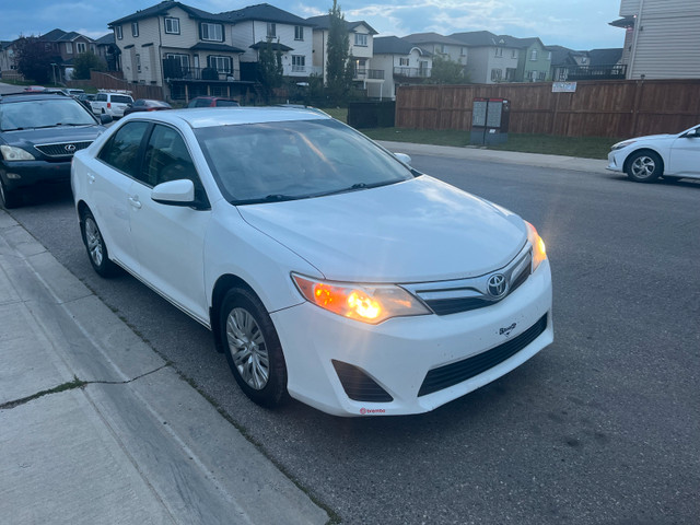 2014 Toyota Camry XLE in Cars & Trucks in Calgary - Image 3