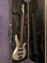 Yamaha RBX 375 - 5 string bass