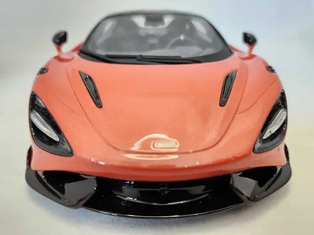 McLaren 765 LT Orange 1:18 Resin GT Spirit GT327 Z Models in Arts & Collectibles in Kawartha Lakes - Image 6