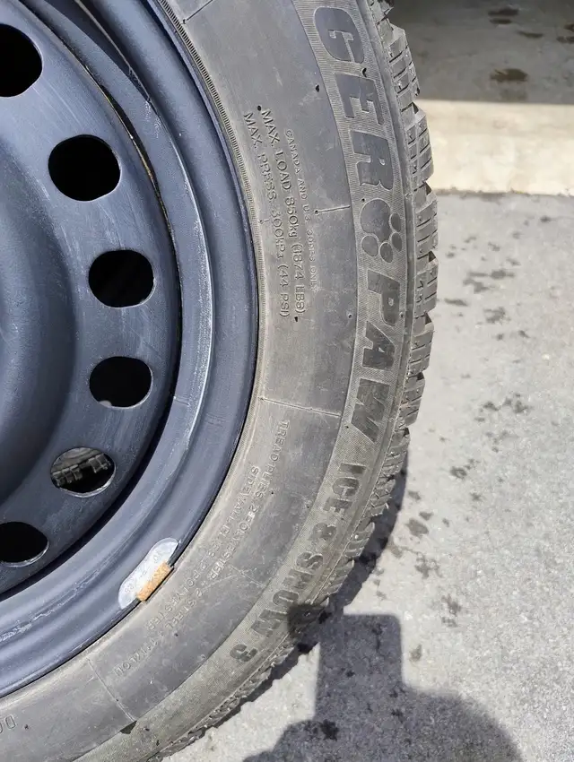 Used Winter tires 225/65R17 in Tires & Rims in Ottawa - Image 3