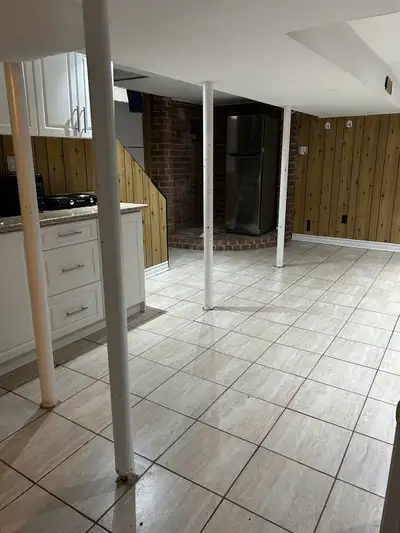Studio Basement for rent in Malton