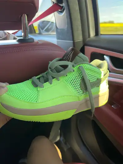 Ja 1 basketball shoe, View more