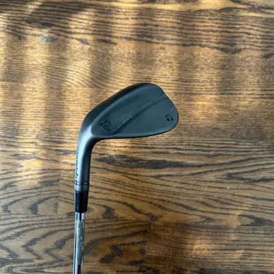 - Left handed - 52 degree loft - 9 degrees bounce - steel shaft - grip in excellent condition