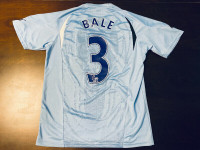 2010-2011 - Vintage Tottenham Away Soccer Jersey - Bale - Medium