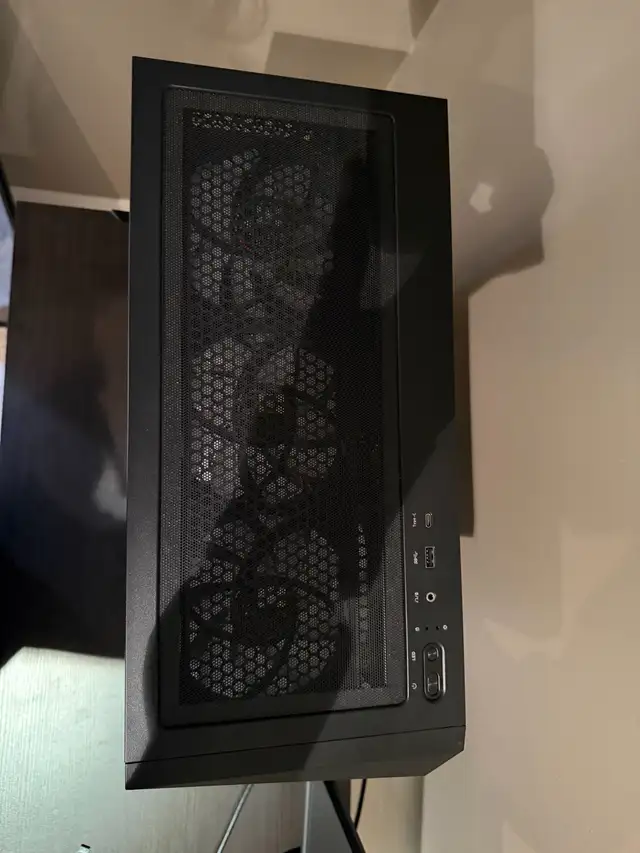 Gaming PC – Ryzen 5 5600 | 32GB RAM | RX 580 | Windows 11 Pro in Desktop Computers in Oshawa / Durham Region - Image 10