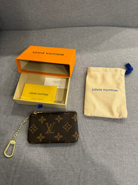 ($40)Louis Vuitton coin pouch for women/men