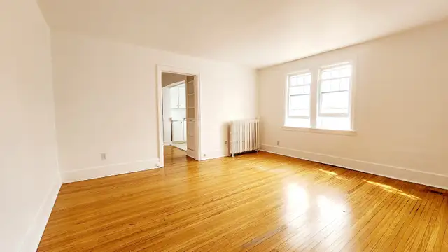 Large 1 Bedroom Apartment For Rent in Historic Rosedale Toronto in Long Term Rentals in City of Toronto - Image 3