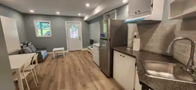 1 Bed 1 bath 1 living Ground Floor Unit for Rent