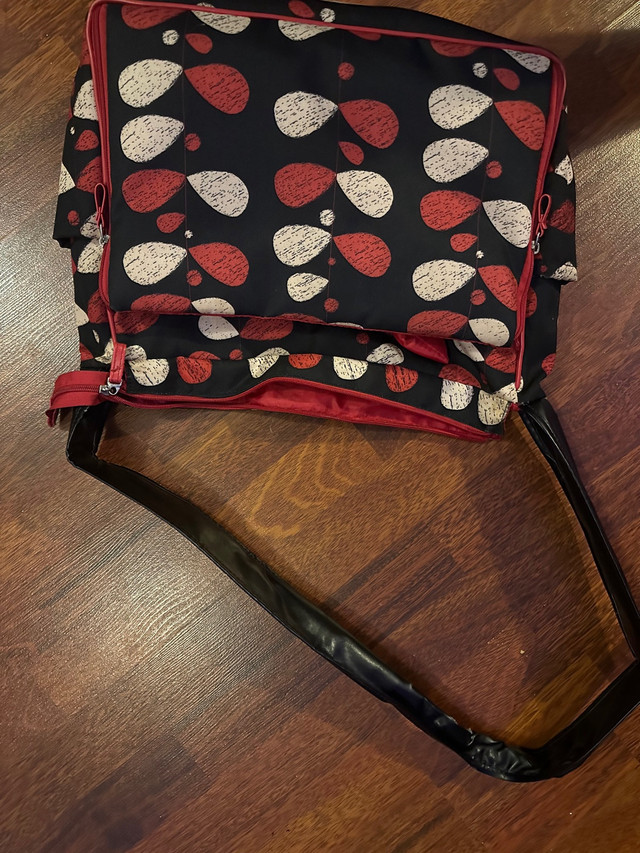 Diaper bag  in Bathing & Changing in St. Catharines