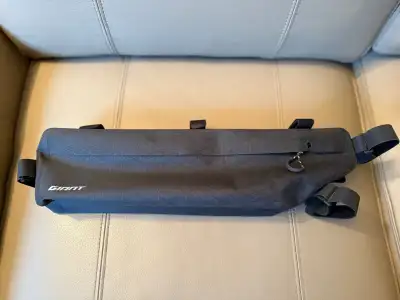Giant H2Pro Frame Bag Large NEW, View more