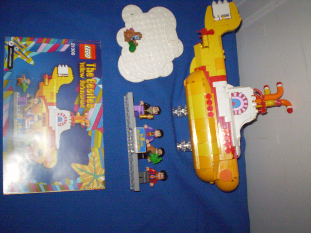 The Beatles Lego. Yellow Submarine in Toys & Games in Winnipeg - Image 3