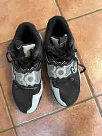 Nike KD basketball shoes 