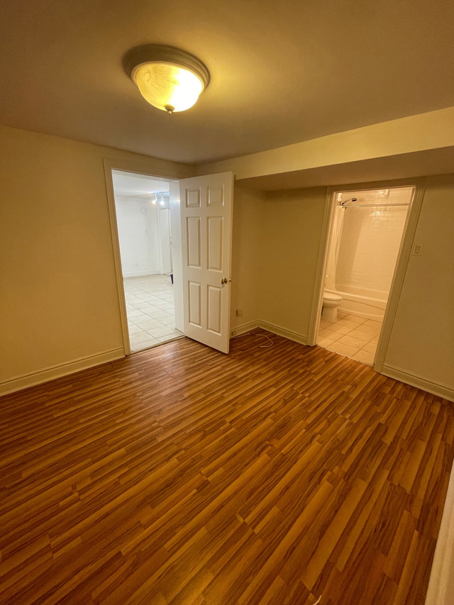 Little Italy | 1 Bedroom Unit For Rent in Long Term Rentals in City of Toronto - Image 4