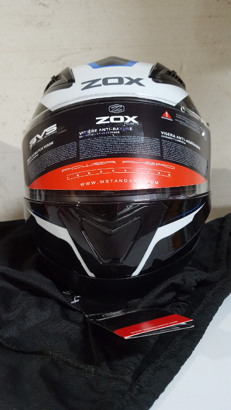 NEW-ZOX solid full face motorcycle helmut in Other in Brantford - Image 2