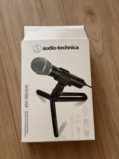 Selling a very lightly used Audio-Technica Atr2100X-USb mic in box with all cables just like the one...