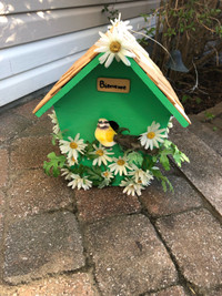 Custom-made bird House