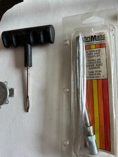 Old Auto Tools - Spark Plug Tool - Wrench - Battery Carrier etc. in Arts & Collectibles in Winnipeg - Image 3