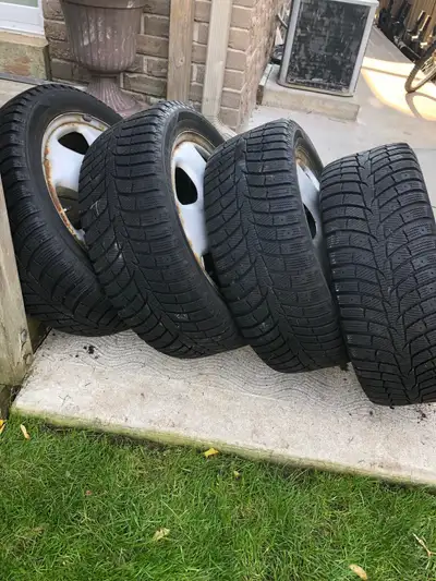 Original Rims With Tires 90/% left tread.With Sensors.No Cuts.Leaks no Plugs.for Acura Honda 235-45-...