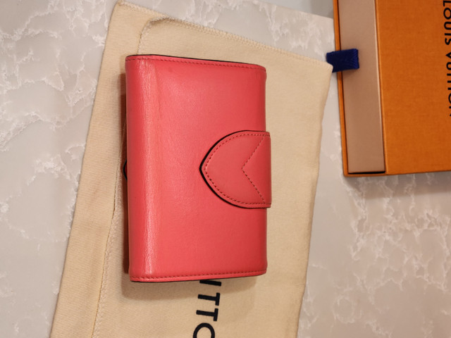 Authentic Louis Vuitton Leather Pink Pont 9 Neuf Wallet in Women's - Bags & Wallets in Strathcona County - Image 2