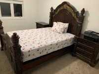Queen size bed with 2 side table, 2 box beds under the mattre