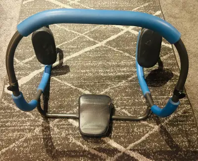 This pre-owned abdominal exercise machine is designed to help you strengthen and tone your core with...