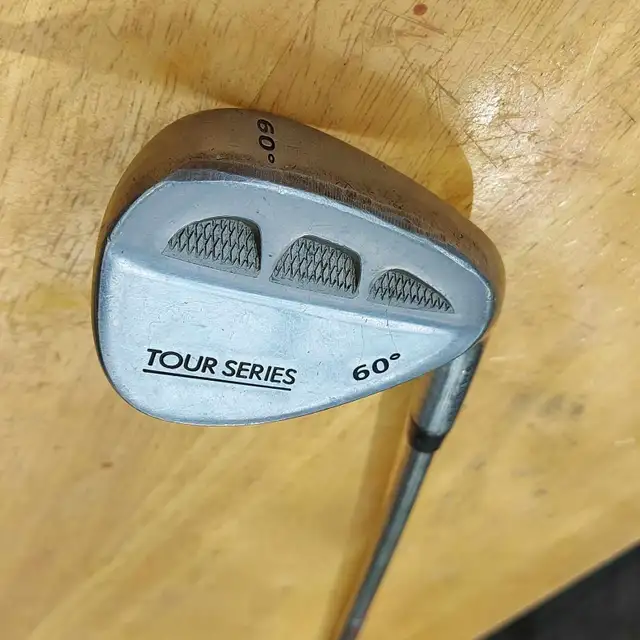 Tour Series 60* Degree Lob Wedge (RH) - $40.00 in Golf in Belleville - Image 4