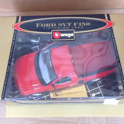 Scale 1/21 ... Made in ITALEY... 1999. Never out of the original box. View the pics covering the box...