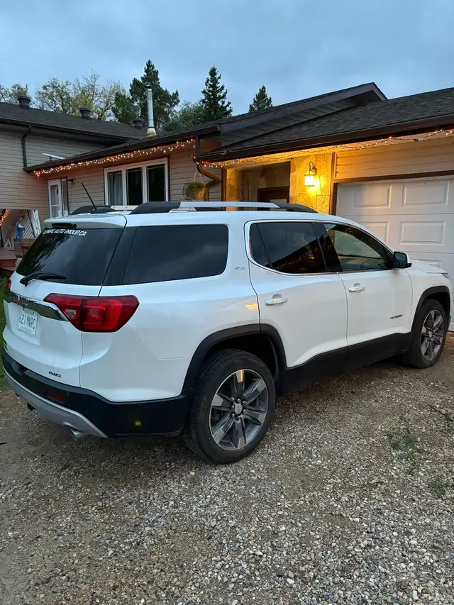 2017 GMC Acadia 542521792681093121