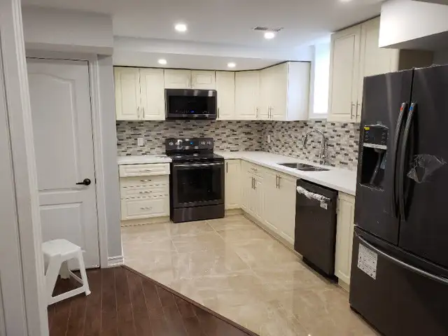 BEST PAINTER/RENO 6478347594 Milton from $100/room (8fx8f)+paint in Painters & Painting in Oakville / Halton Region - Image 9