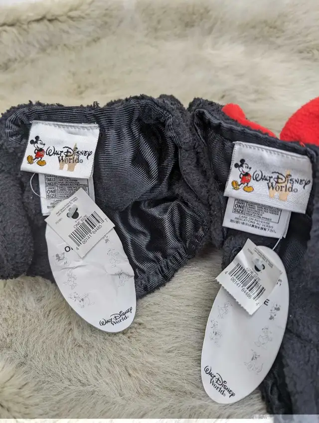 NEW Mickey mouse Minnie Mouse baby diaper cover in Bathing & Changing in Moncton - Image 6