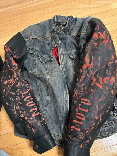 Denim & leather jacket and raincoat both size large. Lightly used. Also comes with magnetic tank bag...